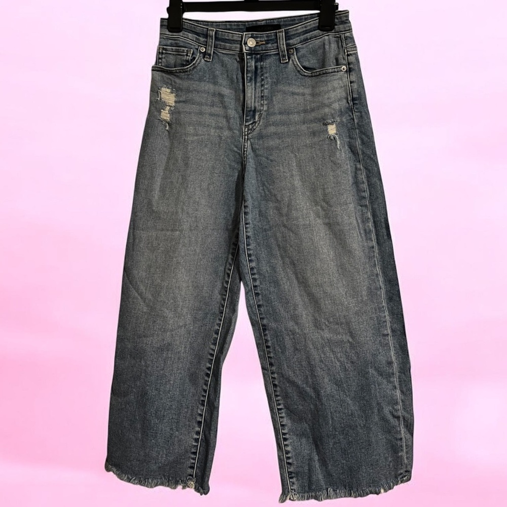 Uniqlo Women’s Blue Medium Wash Wide Leg High Rise Jeans Sz-25-26